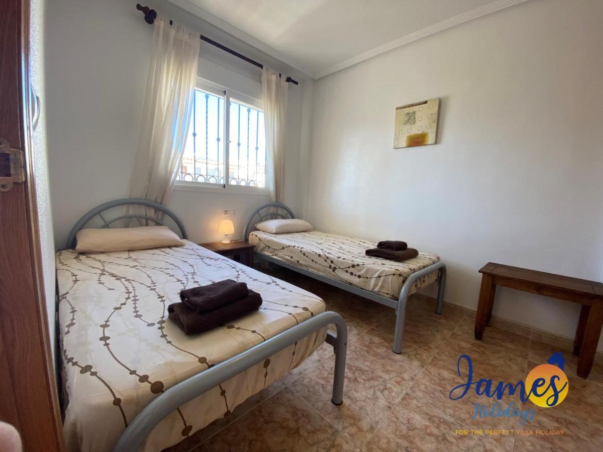 La Cinuelica, R3 1St Floor Apartment Com Pool L149 Торрев'єха Екстер'єр фото